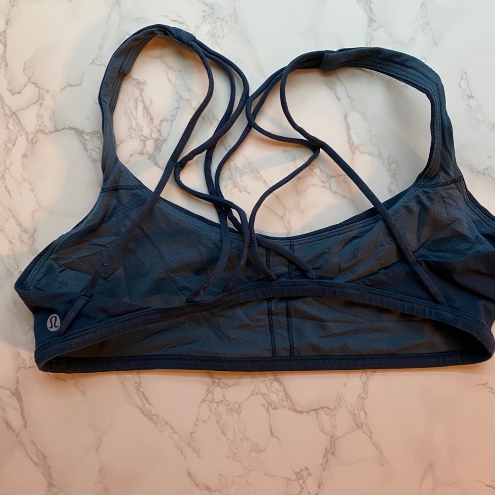Lululemon bra size 10